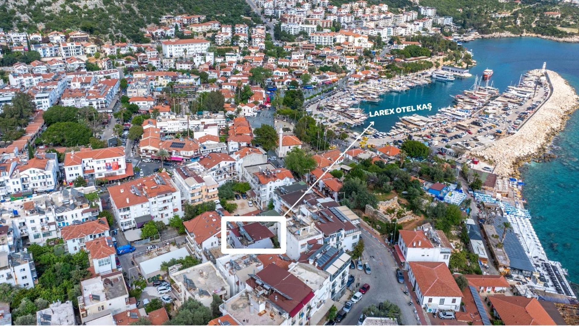 Larex Otel Каш Екстериор снимка