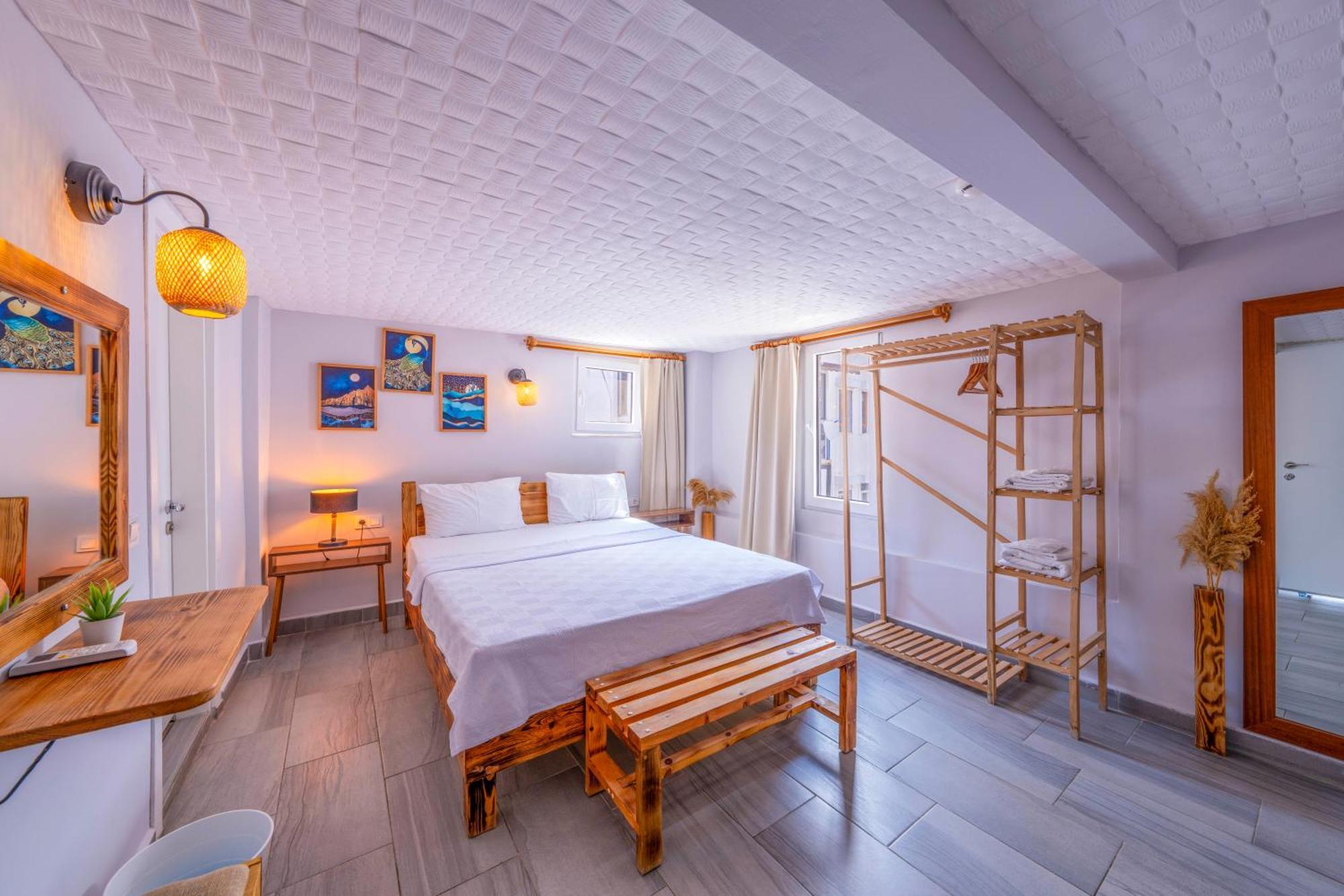 Larex Otel Каш Екстериор снимка